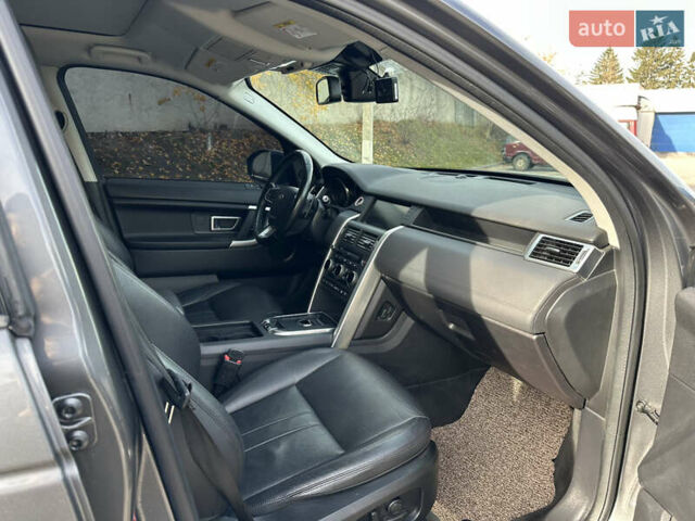 Серый Ленд Ровер Discovery Sport, объемом двигателя 2 л и пробегом 167 тыс. км за 21999 $, фото 18 на Automoto.ua