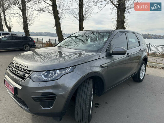 Серый Ленд Ровер Discovery Sport, объемом двигателя 2 л и пробегом 167 тыс. км за 21999 $, фото 1 на Automoto.ua