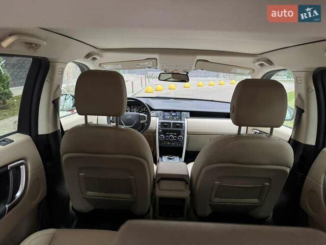 Серый Ленд Ровер Discovery Sport, объемом двигателя 2 л и пробегом 51 тыс. км за 22000 $, фото 53 на Automoto.ua