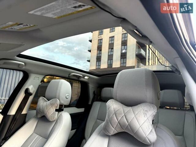 Серый Ленд Ровер Discovery Sport, объемом двигателя 2 л и пробегом 110 тыс. км за 24600 $, фото 19 на Automoto.ua