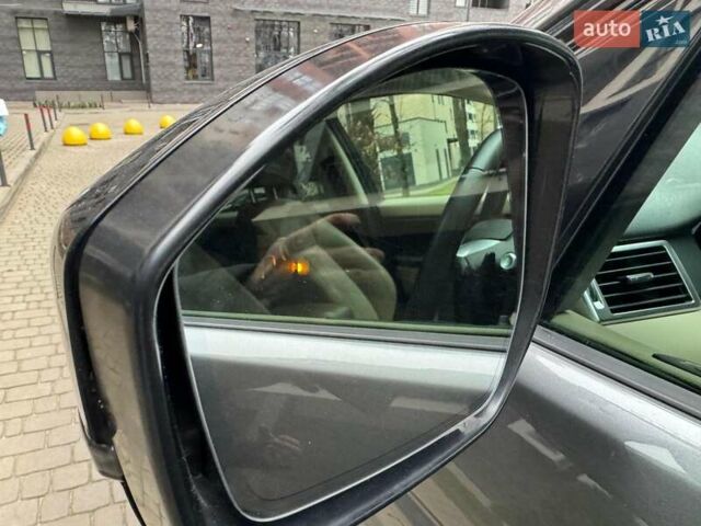 Серый Ленд Ровер Discovery Sport, объемом двигателя 2 л и пробегом 51 тыс. км за 22000 $, фото 46 на Automoto.ua