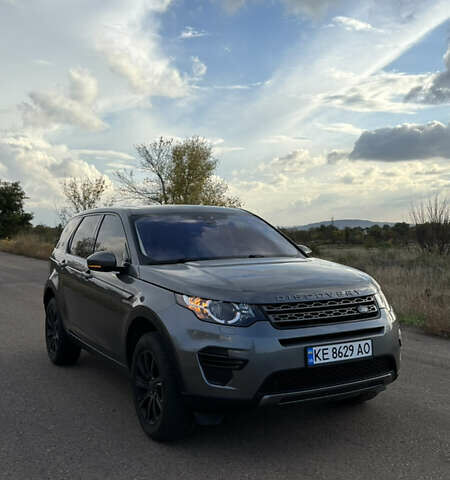 Серый Ленд Ровер Discovery Sport, объемом двигателя 2 л и пробегом 99 тыс. км за 18600 $, фото 1 на Automoto.ua