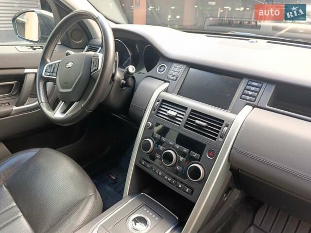 Серый Ленд Ровер Discovery Sport, объемом двигателя 2 л и пробегом 93 тыс. км за 22000 $, фото 24 на Automoto.ua
