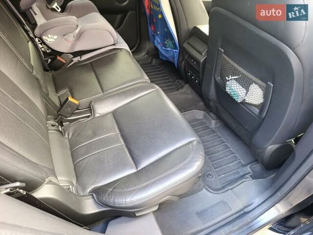 Серый Ленд Ровер Discovery Sport, объемом двигателя 2 л и пробегом 93 тыс. км за 22000 $, фото 26 на Automoto.ua