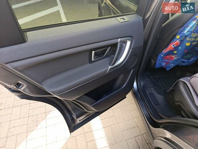 Серый Ленд Ровер Discovery Sport, объемом двигателя 2 л и пробегом 93 тыс. км за 22000 $, фото 33 на Automoto.ua