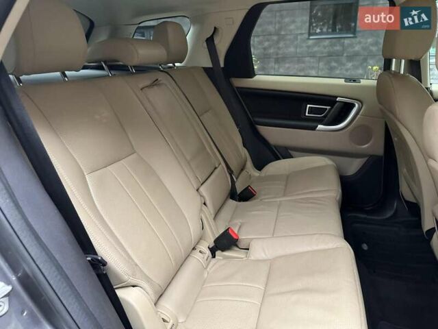 Серый Ленд Ровер Discovery Sport, объемом двигателя 2 л и пробегом 51 тыс. км за 22000 $, фото 59 на Automoto.ua