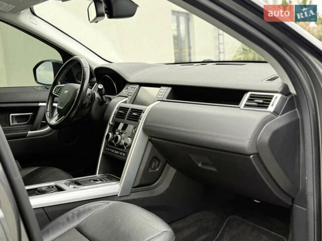 Серый Ленд Ровер Discovery Sport, объемом двигателя 2 л и пробегом 167 тыс. км за 16999 $, фото 15 на Automoto.ua