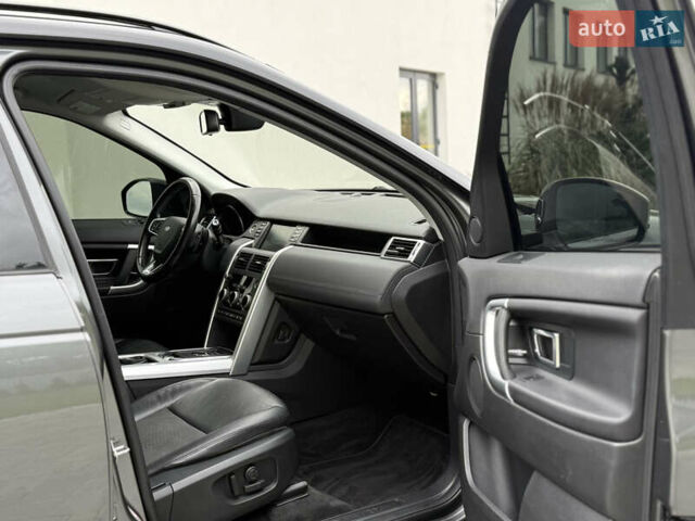 Серый Ленд Ровер Discovery Sport, объемом двигателя 2 л и пробегом 167 тыс. км за 16999 $, фото 17 на Automoto.ua