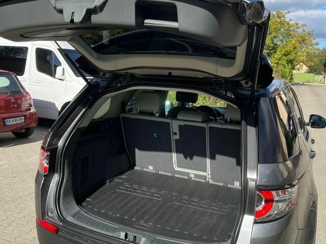 Серый Ленд Ровер Discovery Sport, объемом двигателя 2 л и пробегом 112 тыс. км за 16000 $, фото 3 на Automoto.ua