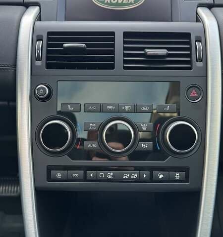 Серый Ленд Ровер Discovery Sport, объемом двигателя 2 л и пробегом 58 тыс. км за 23500 $, фото 26 на Automoto.ua