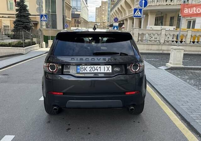 Серый Ленд Ровер Discovery Sport, объемом двигателя 2 л и пробегом 58 тыс. км за 23500 $, фото 8 на Automoto.ua