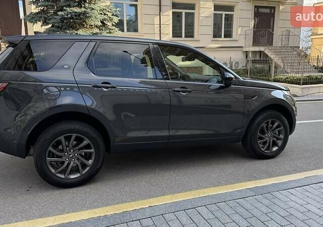 Серый Ленд Ровер Discovery Sport, объемом двигателя 2 л и пробегом 58 тыс. км за 23500 $, фото 4 на Automoto.ua