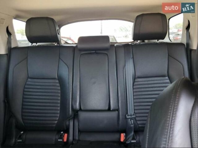 Серый Ленд Ровер Discovery Sport, объемом двигателя 2 л и пробегом 197 тыс. км за 16850 $, фото 9 на Automoto.ua