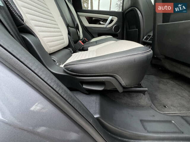 Ленд Ровер Discovery Sport 2020 в Житомире на Automoto.ua Серый Ленд Ровер Discovery Sport, объемом двигателя 2 л и пробегом 64 тыс. км за 29600 $, фото 29 на Automoto.ua