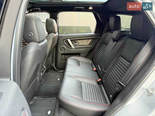 Серый Ленд Ровер Discovery Sport, объемом двигателя 2 л и пробегом 53 тыс. км за 45500 $, фото 10 на Automoto.ua