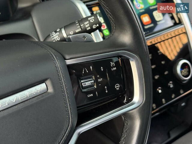 Серый Ленд Ровер Discovery Sport, объемом двигателя 2 л и пробегом 53 тыс. км за 45500 $, фото 21 на Automoto.ua