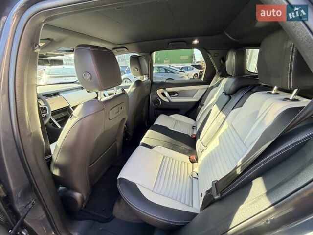 Серый Ленд Ровер Discovery Sport, объемом двигателя 2 л и пробегом 1 тыс. км за 47000 $, фото 18 на Automoto.ua