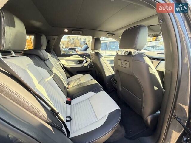 Серый Ленд Ровер Discovery Sport, объемом двигателя 2 л и пробегом 1 тыс. км за 47000 $, фото 21 на Automoto.ua