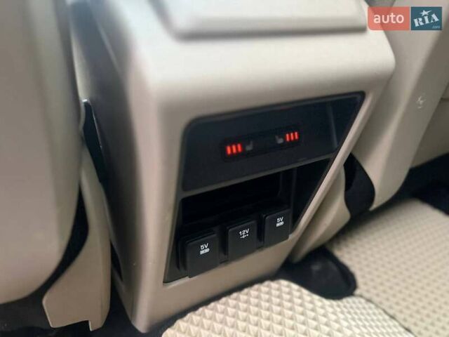 Синий Ленд Ровер Discovery Sport, объемом двигателя 2 л и пробегом 139 тыс. км за 14700 $, фото 34 на Automoto.ua