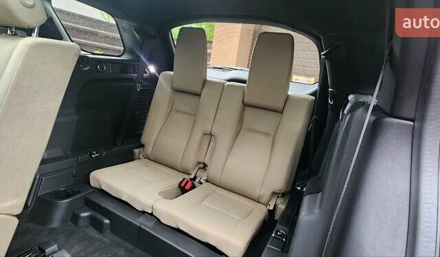 Синій Ленд Ровер Discovery Sport, об'ємом двигуна 2 л та пробігом 205 тис. км за 15450 $, фото 25 на Automoto.ua