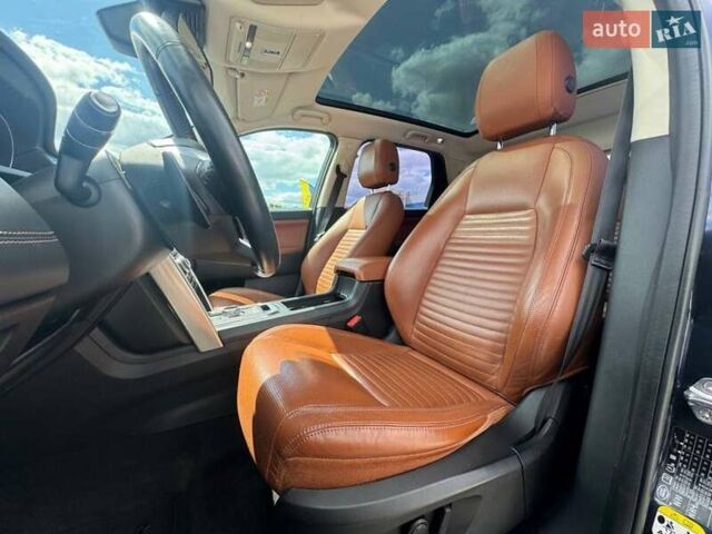 Синий Ленд Ровер Discovery Sport, объемом двигателя 2 л и пробегом 133 тыс. км за 19500 $, фото 24 на Automoto.ua