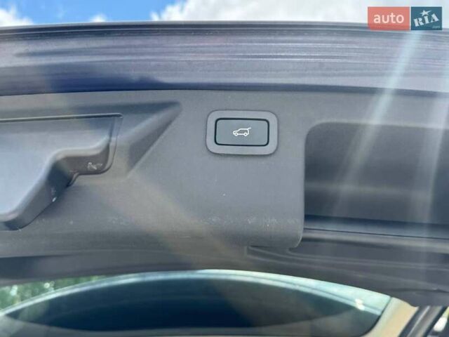 Синий Ленд Ровер Discovery Sport, объемом двигателя 2 л и пробегом 133 тыс. км за 19500 $, фото 14 на Automoto.ua