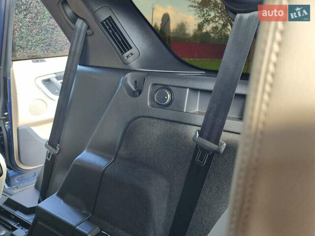 Синий Ленд Ровер Discovery Sport, объемом двигателя 2 л и пробегом 210 тыс. км за 19800 $, фото 43 на Automoto.ua