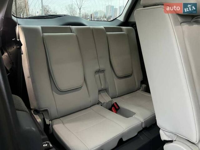 Синий Ленд Ровер Discovery Sport, объемом двигателя 2 л и пробегом 123 тыс. км за 20990 $, фото 14 на Automoto.ua