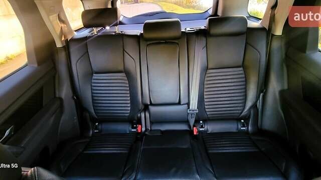 Синий Ленд Ровер Discovery Sport, объемом двигателя 2 л и пробегом 81 тыс. км за 27000 $, фото 16 на Automoto.ua