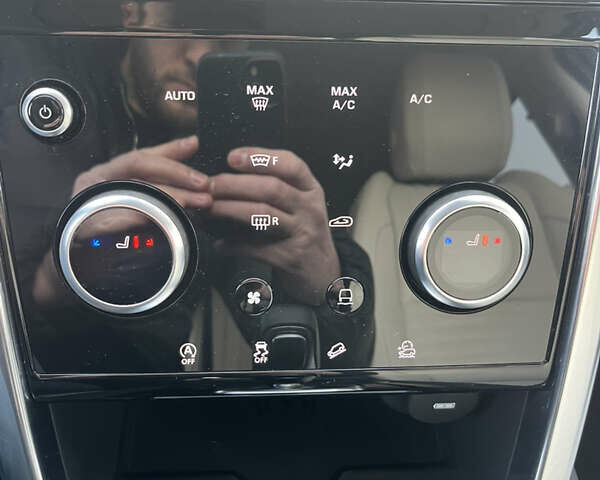 Синій Ленд Ровер Discovery Sport, об'ємом двигуна 2 л та пробігом 27 тис. км за 31500 $, фото 28 на Automoto.ua
