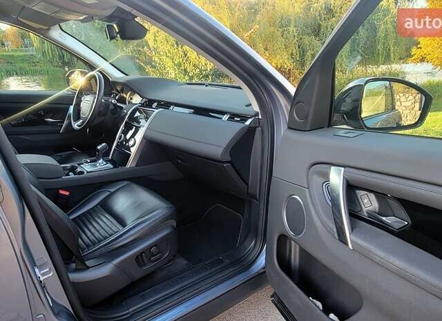 Синий Ленд Ровер Discovery Sport, объемом двигателя 2 л и пробегом 81 тыс. км за 27000 $, фото 7 на Automoto.ua