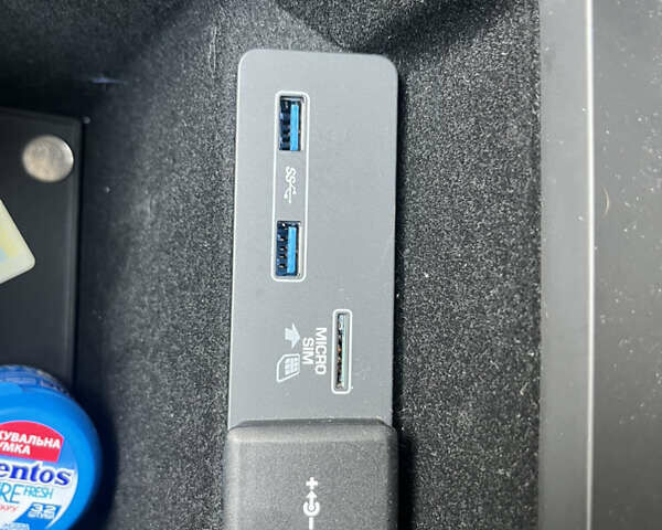 Синій Ленд Ровер Discovery Sport, об'ємом двигуна 2 л та пробігом 27 тис. км за 31500 $, фото 30 на Automoto.ua