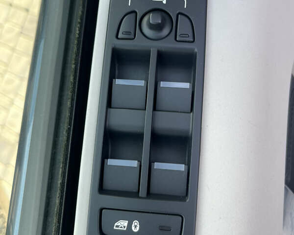 Синій Ленд Ровер Discovery Sport, об'ємом двигуна 2 л та пробігом 27 тис. км за 31500 $, фото 18 на Automoto.ua