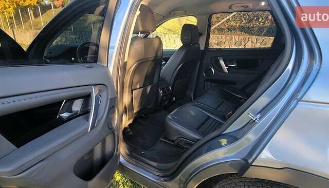 Синий Ленд Ровер Discovery Sport, объемом двигателя 2 л и пробегом 81 тыс. км за 27000 $, фото 5 на Automoto.ua