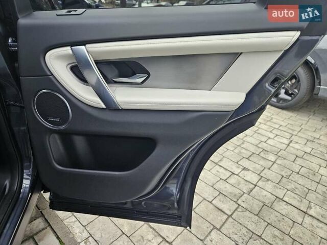Синий Ленд Ровер Discovery Sport, объемом двигателя 2 л и пробегом 15 тыс. км за 51890 $, фото 33 на Automoto.ua
