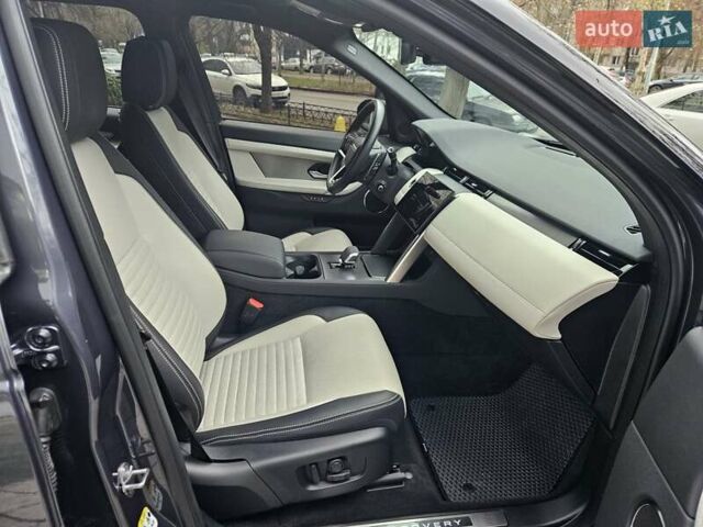 Синий Ленд Ровер Discovery Sport, объемом двигателя 2 л и пробегом 15 тыс. км за 51890 $, фото 37 на Automoto.ua