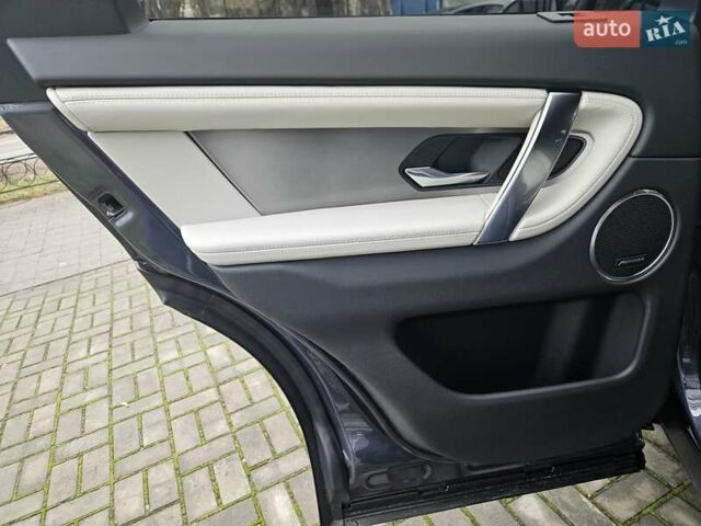 Синий Ленд Ровер Discovery Sport, объемом двигателя 2 л и пробегом 15 тыс. км за 51890 $, фото 25 на Automoto.ua