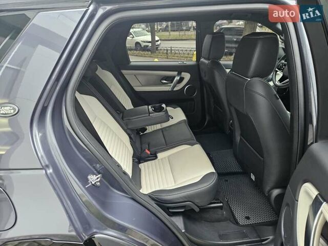 Синий Ленд Ровер Discovery Sport, объемом двигателя 2 л и пробегом 15 тыс. км за 51890 $, фото 34 на Automoto.ua