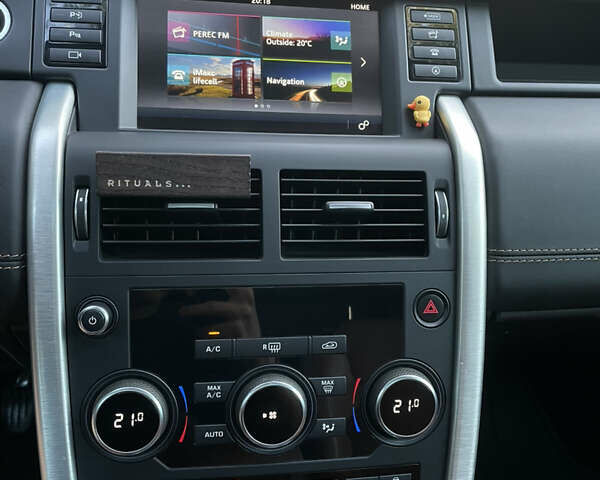 Помаранчевий Ленд Ровер Discovery Sport, об'ємом двигуна 2 л та пробігом 80 тис. км за 25999 $, фото 21 на Automoto.ua