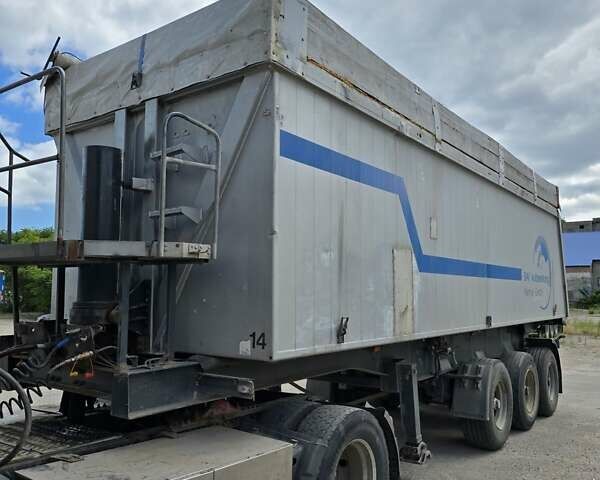 Серый Лангендорф СКА, объемом двигателя 0 л и пробегом 128 тыс. км за 12300 $, фото 1 на Automoto.ua