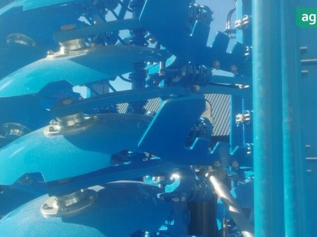 Лемкен Рубін, об'ємом двигуна 0 л та пробігом 0 тис. км за 101062 $, фото 4 на Automoto.ua