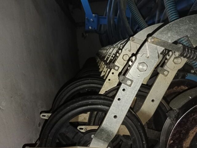 Синий Лемкен Compact-Solitair, объемом двигателя 0 л и пробегом 0 тыс. км за 60000 $, фото 4 на Automoto.ua