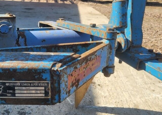 Синій Лемкен Opal 90, об'ємом двигуна 0 л та пробігом 0 тис. км за 3150 $, фото 7 на Automoto.ua