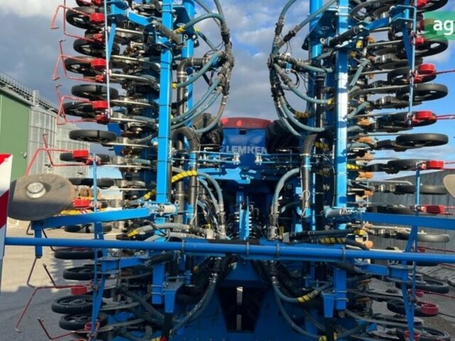 Лемкен Solitair 9, объемом двигателя 0 л и пробегом 0 тыс. км за 81760 $, фото 4 на Automoto.ua