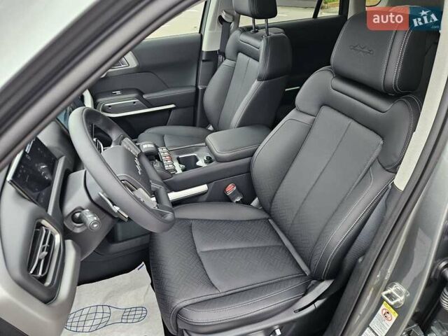 Леопард 3 2025 у Києві на Automoto.ua Зелений Леопард 3, об'ємом двигуна 0 л та пробігом 1 тис. км за 28250 $, фото 32 на Automoto.ua