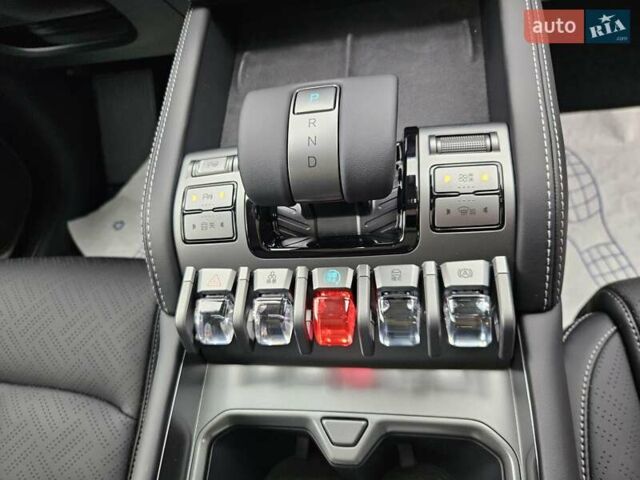 Леопард 3 2025 у Києві на Automoto.ua Зелений Леопард 3, об'ємом двигуна 0 л та пробігом 1 тис. км за 28250 $, фото 58 на Automoto.ua