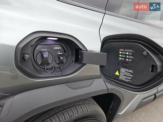 Леопард 3 2025 у Києві на Automoto.ua Зелений Леопард 3, об'ємом двигуна 0 л та пробігом 1 тис. км за 28250 $, фото 43 на Automoto.ua