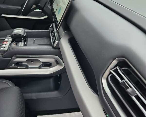 Леопард 3 2025 у Києві на Automoto.ua Зелений Леопард 3, об'ємом двигуна 0 л та пробігом 1 тис. км за 28250 $, фото 62 на Automoto.ua