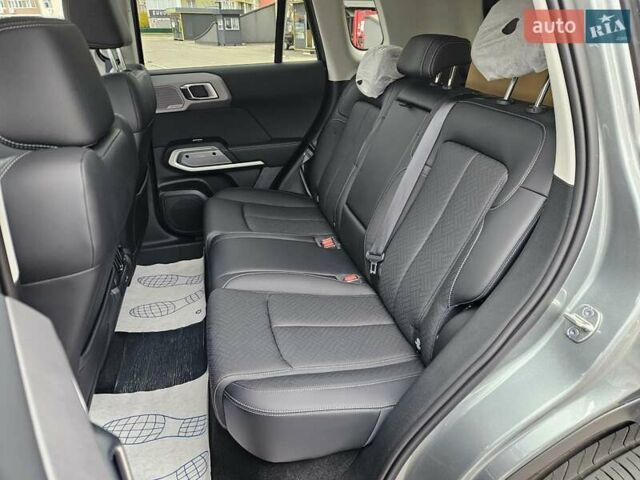 Леопард 3 2025 у Києві на Automoto.ua Зелений Леопард 3, об'ємом двигуна 0 л та пробігом 1 тис. км за 28250 $, фото 39 на Automoto.ua