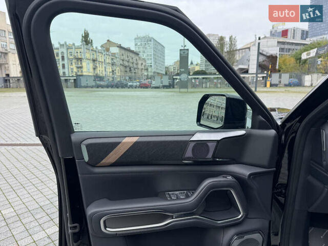 Леопард 8 2025 в Киеве на Automoto.ua Черный Леопард 8, объемом двигателя 2 л и пробегом 1 тыс. км за 81900 $, фото 13 на Automoto.ua